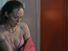  alt="Aleksandra Adamska Sexy in The Convict"