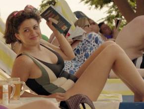 Alia Shawkat Porn Caption Sex Pictures Pass