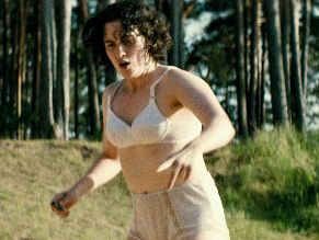  alt="Alice Englert Sexy in Star City"