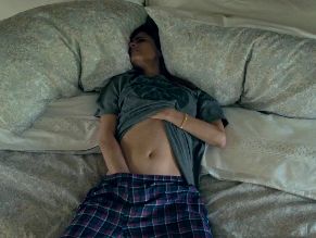  alt="Amanda Peet Sexy in Your Friends & Neighbors"