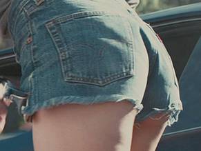 Amber HeardSexy in Drive Angry 3D