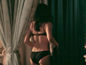  alt="Anna Castillo Sexy in My Dearest Senorita"