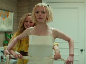  alt="Anya Taylor-joy Sexy in Lucky"