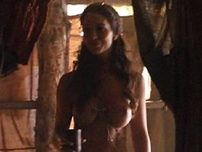 Ayse TezelSexy in Spartacus