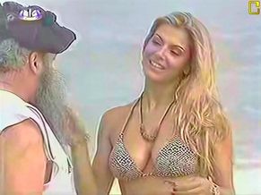  alt="Marta Pereira Sexy in Malucos Do Riso"