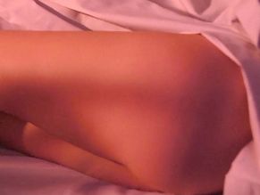  alt="Barbara Alyn Woods Sexy in The Terror Within 2"