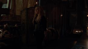 Eliza TaylorSexy in The 100