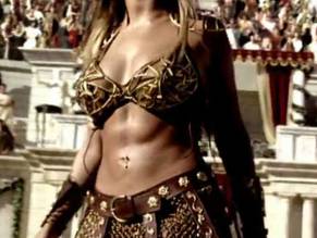 Beyonce KnowlesSexy in Pepsi We Will Rock You Commercial