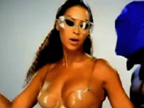 Beyonce KnowlesSexy in Video Phone