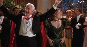  alt="Amy Yasbeck Sexy in Dracula: Dead And Loving It"