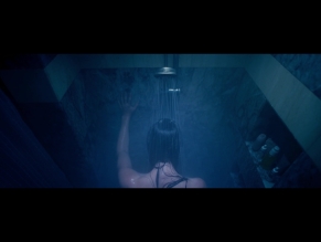  alt="Shelley Hennig Sexy in Fluxx"