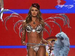 Candice SwanepoelSexy in The Victoria's Secret Fashion Show 2012