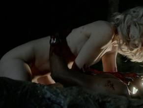 Cara LoftenSexy in Deep in the Darkness