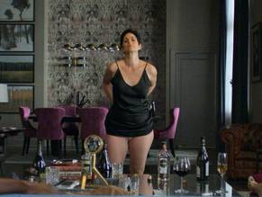 Carrie anne moss naked