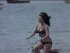  alt="Maura Monti Sexy in Las Sicodelicas"