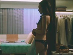 Chacha Huang Sexy in Emmanuelle
