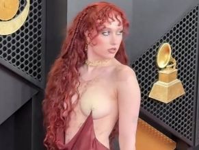 alt="Chappell Roan Sexy in The Grammy Awards"