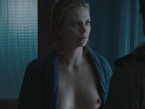 Charlize Theron Sexy Nude