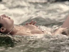 Cheena Dizon desnuda Foto