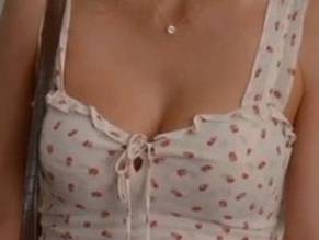 Chelsey crisp boobs
