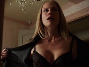 Claire CoffeeSexy in Grimm