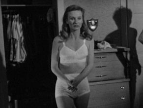 Cloris Leachman Topless