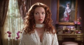  alt="Amy Yasbeck Sexy in Dracula: Dead And Loving It"