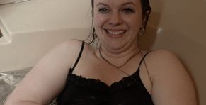  alt="Amber Tamblyn Sexy in The Heyday Of The Insensitive Bastards"