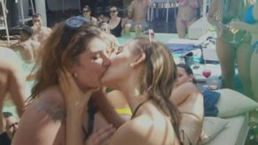  alt="Pepita Sexy in Frenchie Shore"
