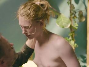  alt="Dana Herfurth Sexy in Easy Girl"
