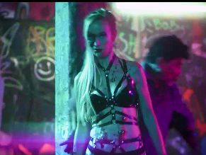  alt="Daria Panchenko Sexy in Mar.ia"