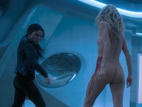 Dichen LachmanSexy in Altered Carbon