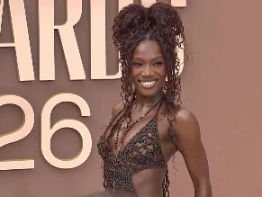  alt="Doechii Sexy in The Bet Awards 2026"