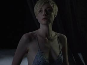 Elizabeth DebickiSexy in The Night Manager