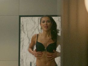  alt="Eloise Lovell Anderson Sexy in The Highest Stakes"