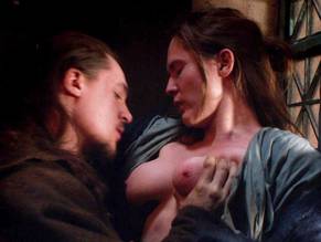 Last kingdom nudity