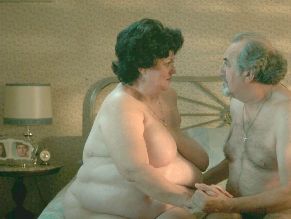  alt="Esperanza De La Encarnacion Sexy in Naughty Business"