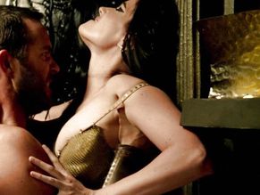Eva GreenSexy in 300: Rise of an Empire