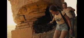  alt="Lisa Delamar Sexy in Survive"