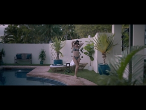  alt="Shelley Hennig Sexy in Fluxx"