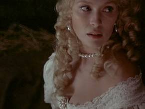 Faye DunawaySexy in The Four Musketeers
