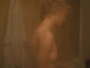  alt="Femke Vanhove Sexy in Skiff"