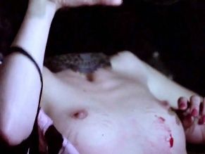  alt="Francine Custer Sexy in Jack The Ripper"
