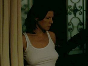 Franziska WeiszSexy in The Robber
