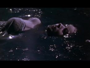  alt="Petra Morze Sexy in Stille Waters"