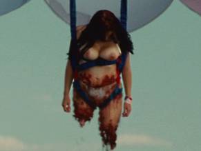 Gianna MichaelsSexy in Piranha 3D