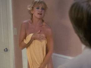 Goldie hawn nude scenes