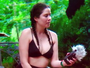  alt="Grace Phipps Sexy in Mile 666"