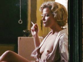 Gretchen MolSexy in An American Affair