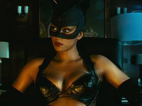 Halle BerrySexy in Catwoman